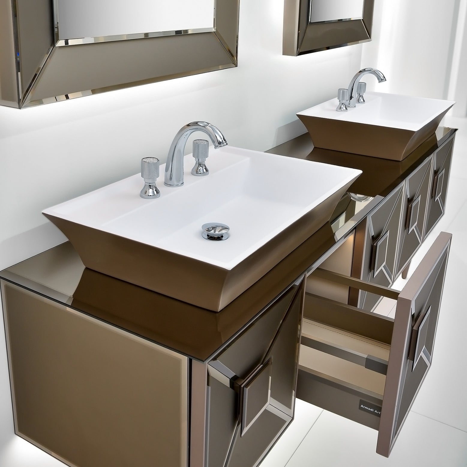 Fiaba · Grau, Badmöbelset als Doppelwaschtisch. Edle Badmöbel? Tiamont. Jetzt beraten lassen!