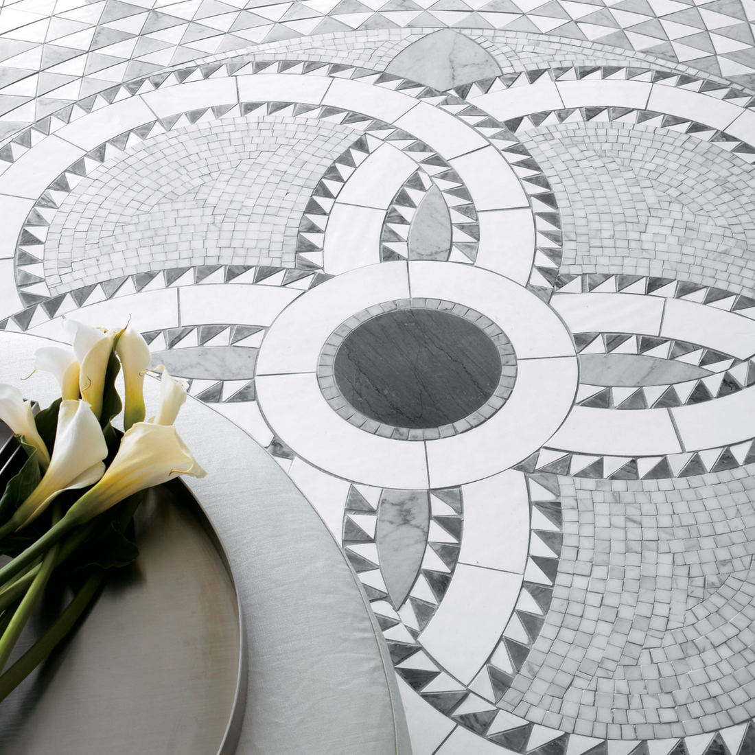 SICIS® Cosmati Grey: grey and white marble mosaic with circular ornaments and fine triangular borders