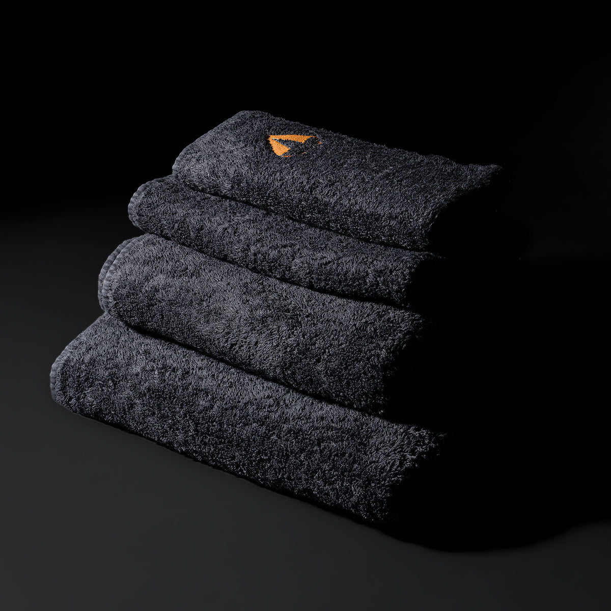 YIN premium towel set in black and gold, made from Egyptian Giza 70 cotton